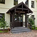 ホテル Branik