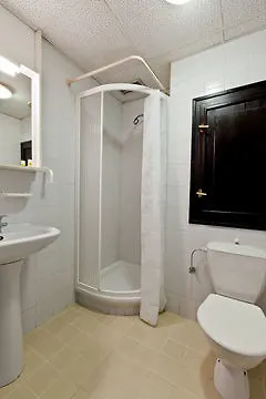 Hotell Branik 3*